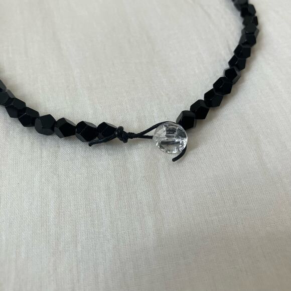 Black faceted bead choker - Picture 5 of 5